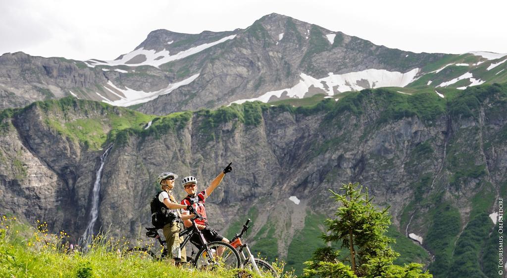 Hornblick Fewo- Ab Mai Freie Fahrt Mit Bergbahnen اوبرستدورف المظهر الخارجي الصورة